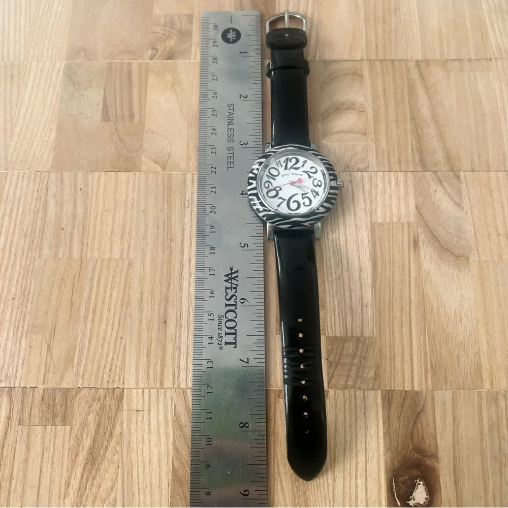 Betsey Johnson ladies zebra stripped black leather watch NEW BATTERY